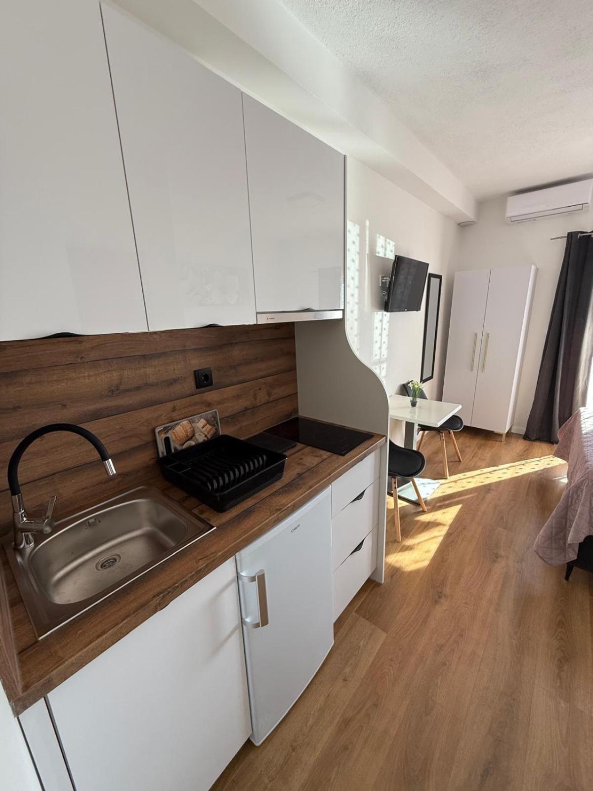 Apartments Matic Baška Voda Dış mekan fotoğraf