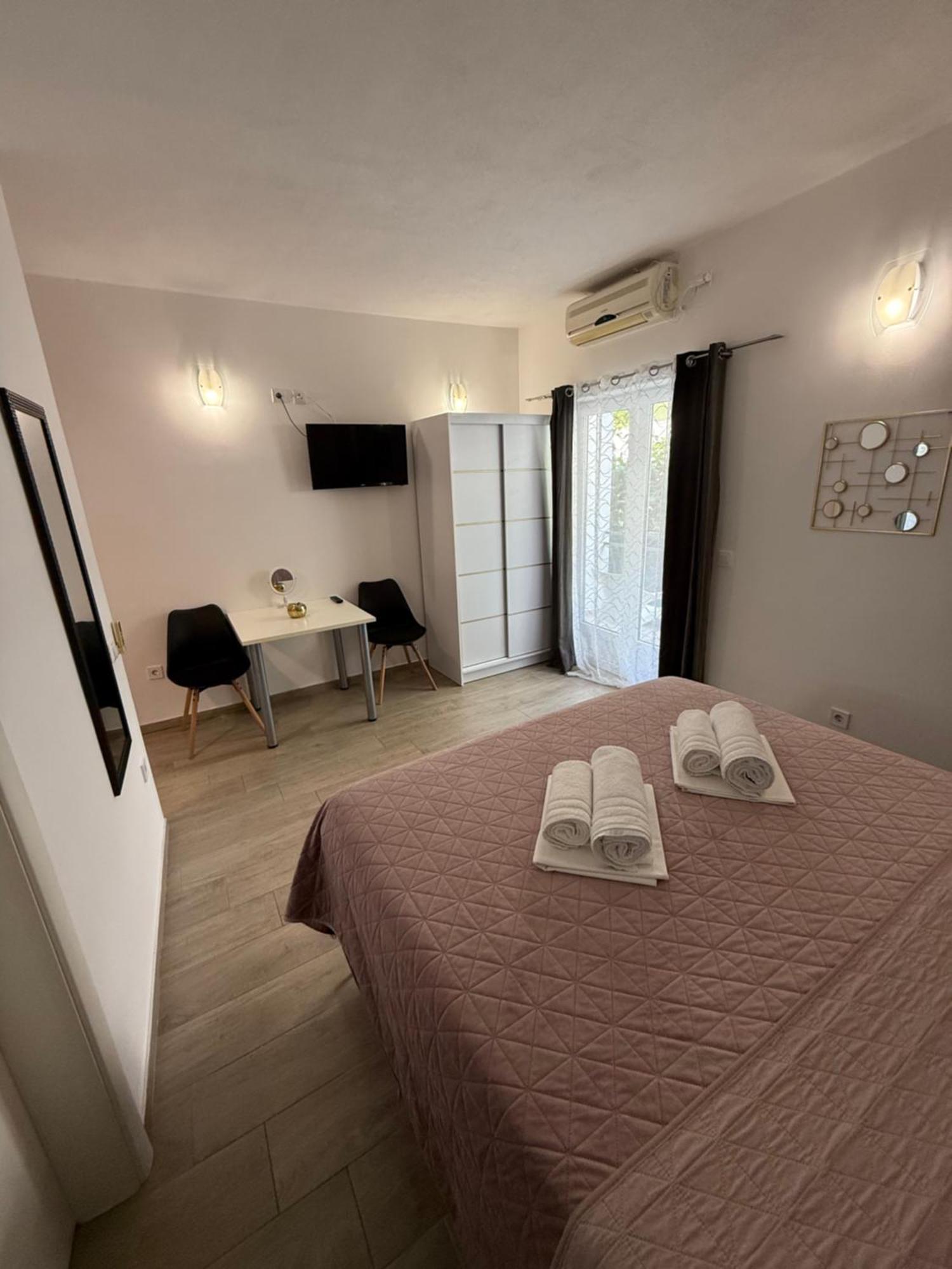 Apartments Matic Baška Voda Oda fotoğraf