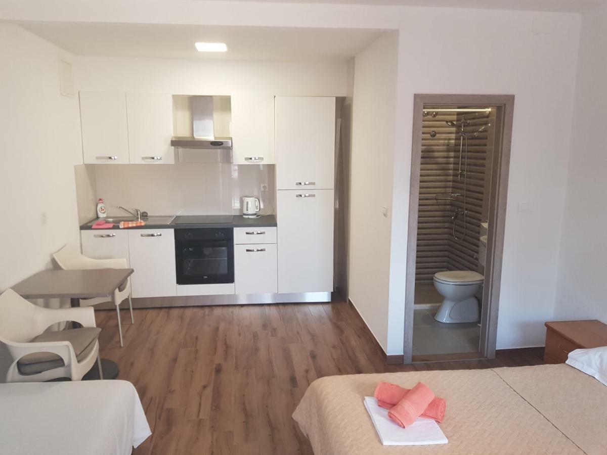 Apartments Matic Baška Voda Dış mekan fotoğraf